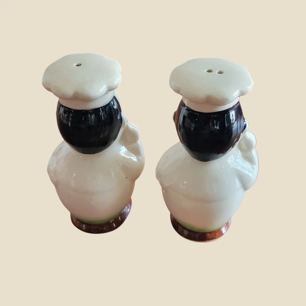 Vintage Chef Salt and Pepper Shakers Set Ceramic Kitchen Decor White Black Red